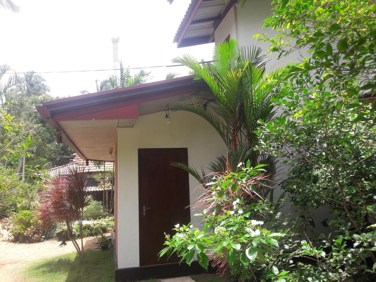 Sisanda Residence Bentota Exterior photo
